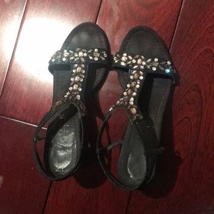 Short wedge heels with rhinestones